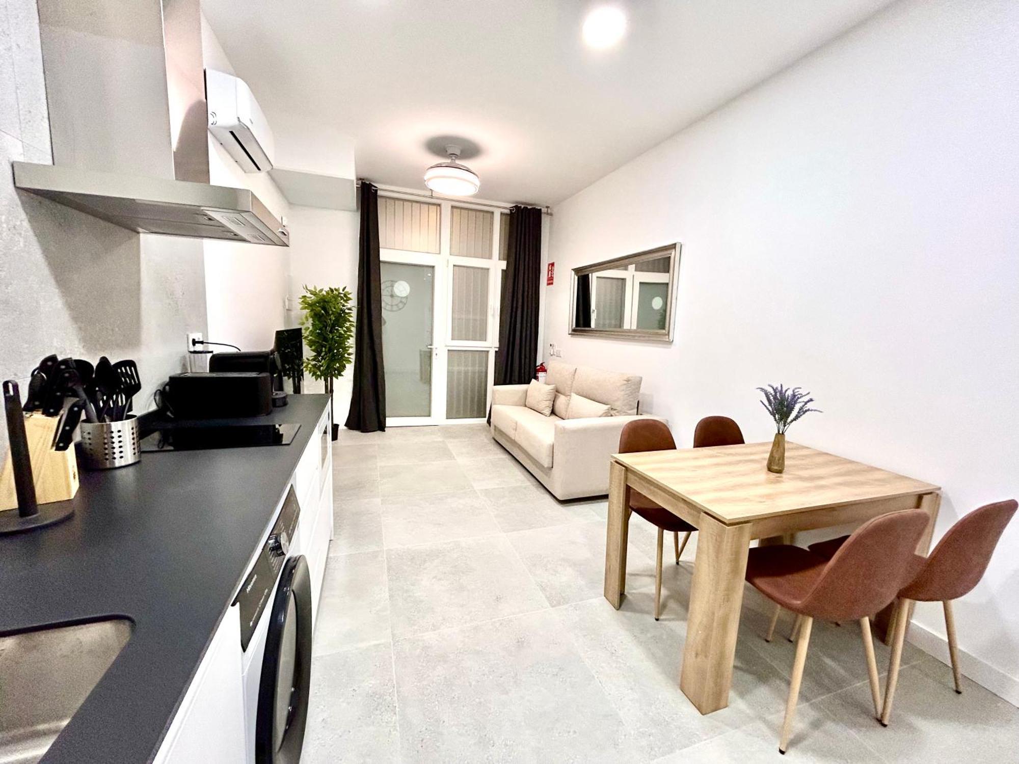 Valencia Comfort Stay Near Metro, 2 Bed, 1 Bath Exterior foto