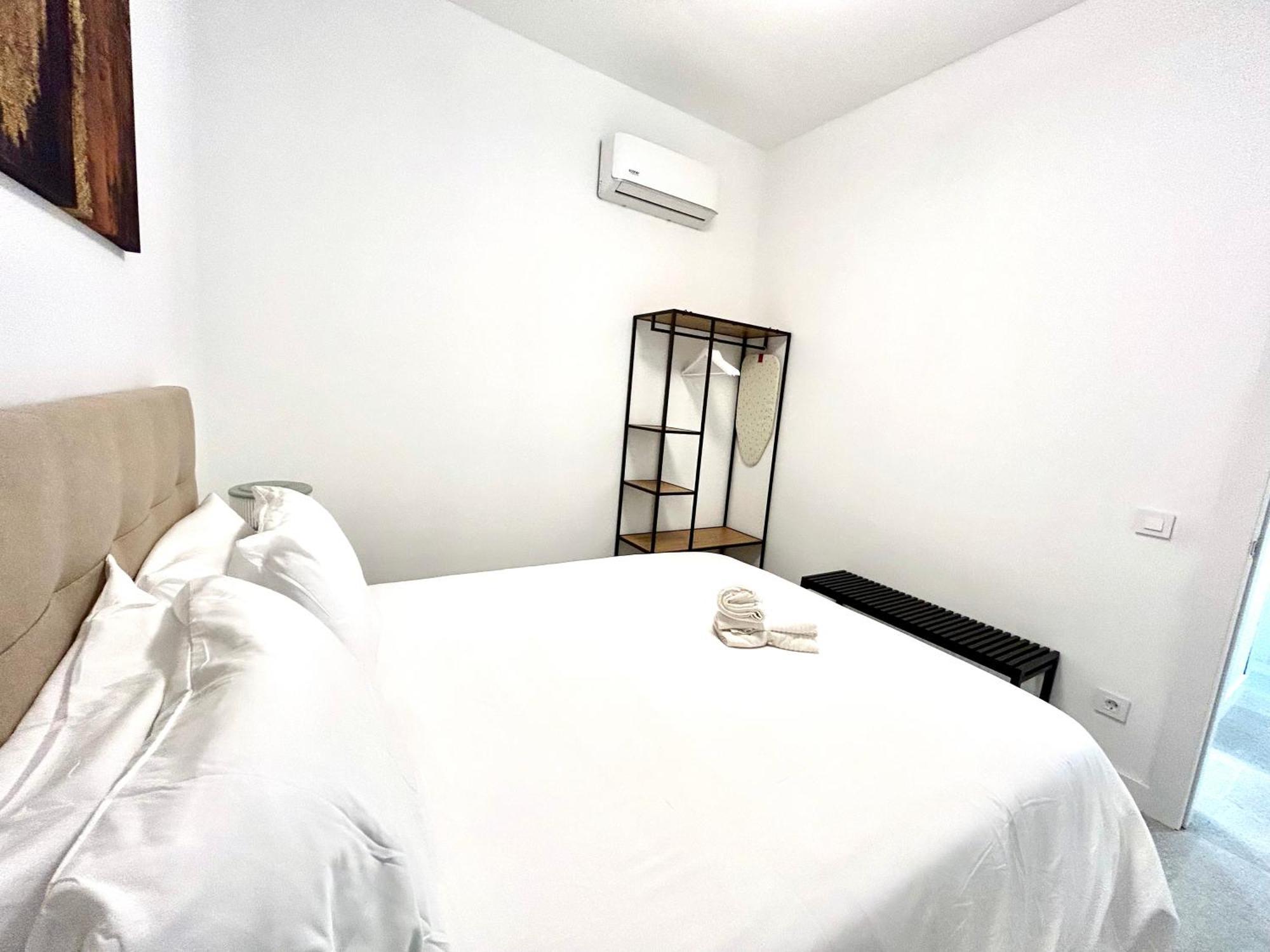 Valencia Comfort Stay Near Metro, 2 Bed, 1 Bath Exterior foto