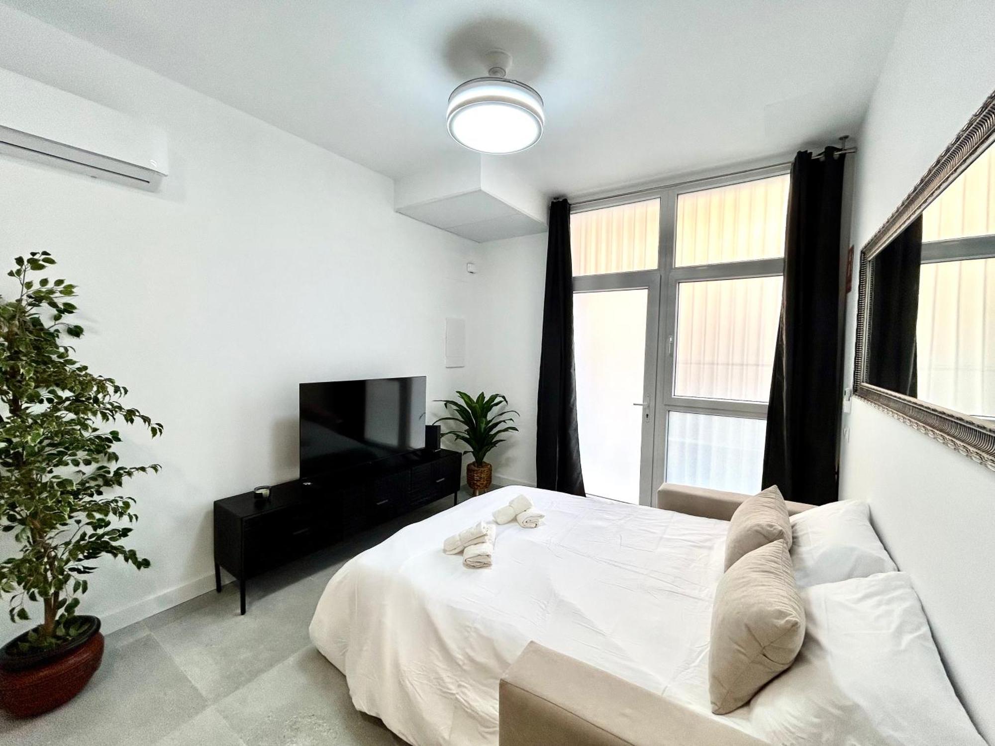 Valencia Comfort Stay Near Metro, 2 Bed, 1 Bath Exterior foto