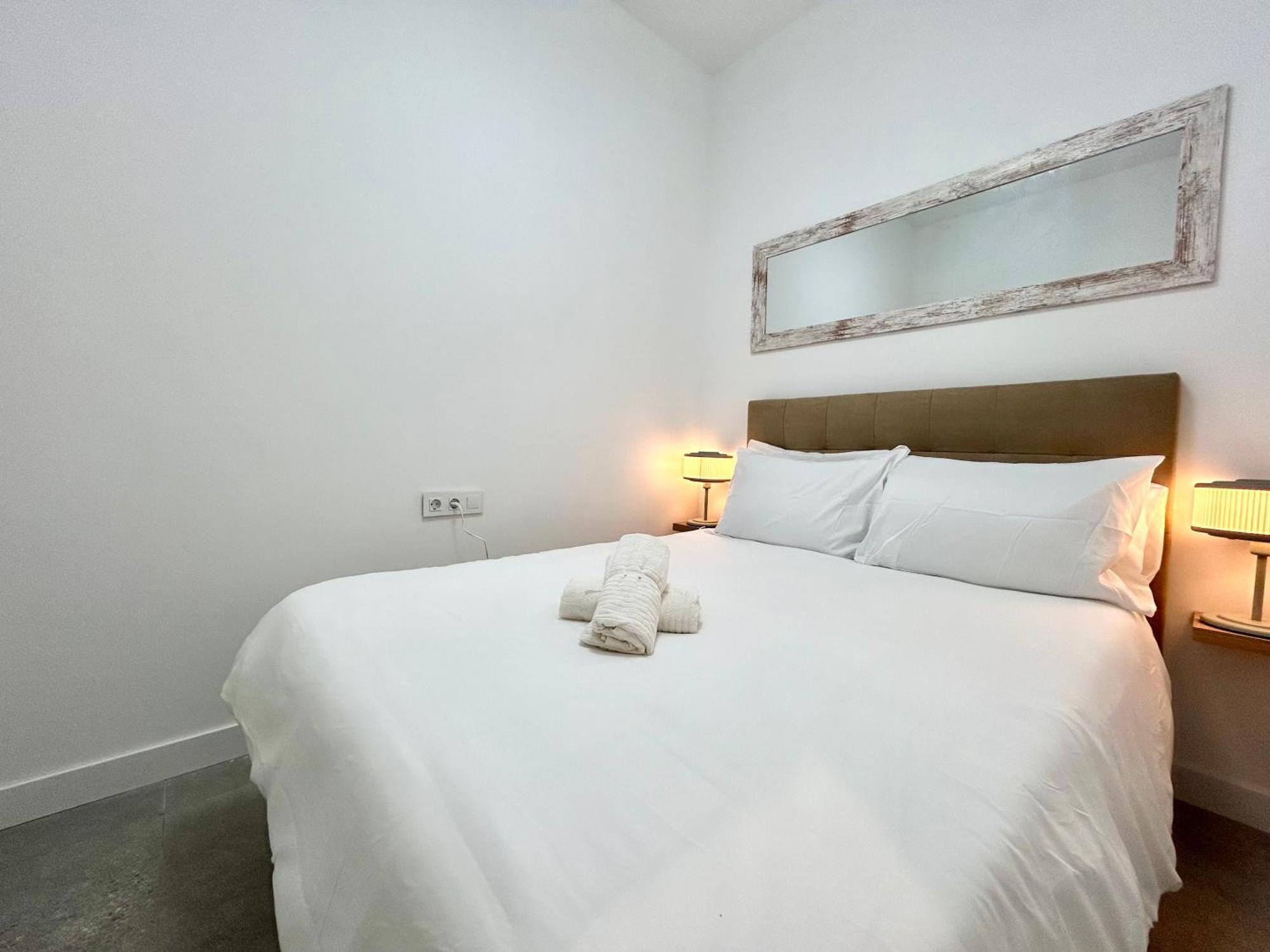 Valencia Comfort Stay Near Metro, 2 Bed, 1 Bath Exterior foto