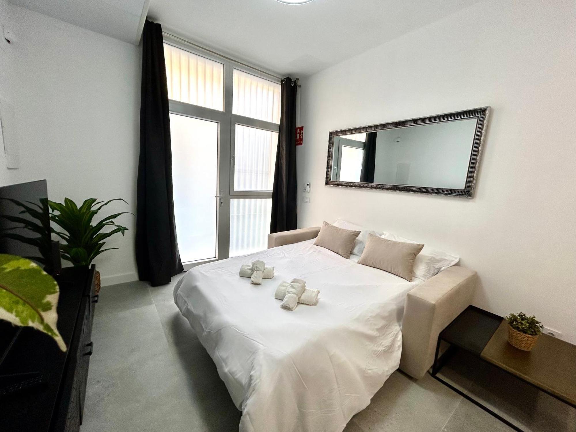 Valencia Comfort Stay Near Metro, 2 Bed, 1 Bath Exterior foto